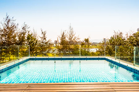 Cost of Glass Pool Fence Repair in Brownsville, FL